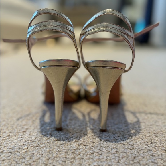 Giorgio Armani Gold Heel - Picture 5 of 8